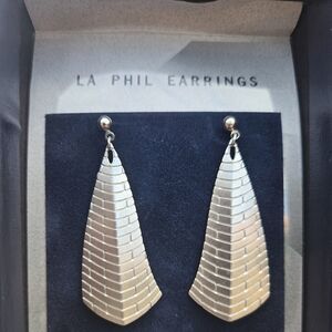 Walt DISNEY concert Hall Earrings